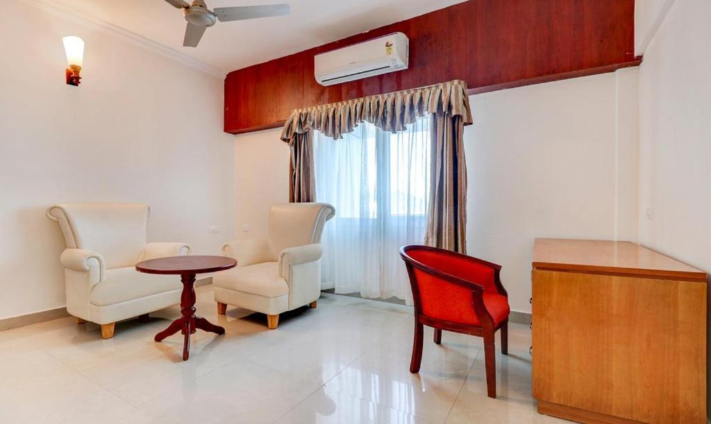 Rr Inn Group Of Hotels Kanyakumari Buitenkant foto